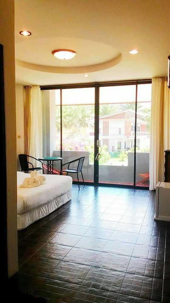 Lanta Friendly House Hotell Ko Lanta Exteriör bild