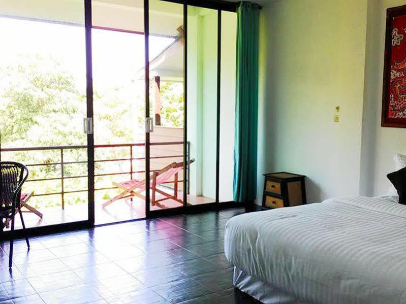 Lanta Friendly House Hotell Ko Lanta Exteriör bild