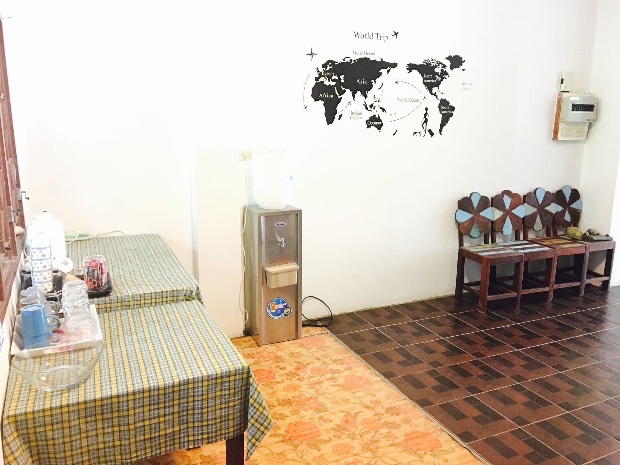Lanta Friendly House Hotell Ko Lanta Exteriör bild